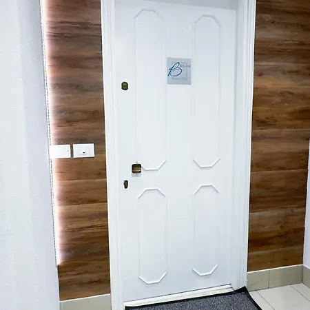 Glam Superior Bellini Living Apartman *